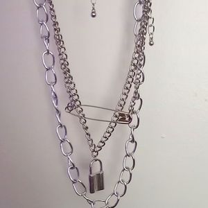 Necklace set